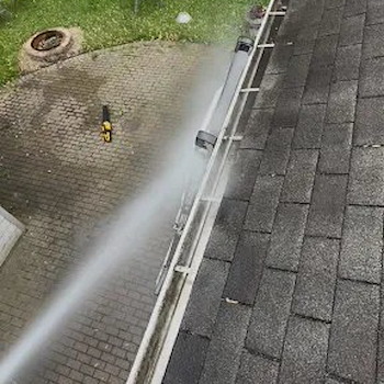 Gutter Cleaning: Letting A Pro Do The Work So It Never Falls By The Wayside Again Thumbnail