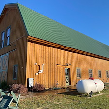 Barn-Wood-Siding-Soft-Wash-Marengo-IL 2