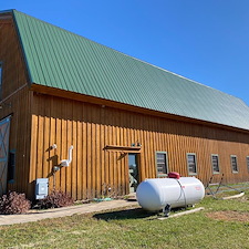 Barn-Wood-Siding-Soft-Wash-Marengo-IL 6