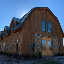 Barn-Wood-Siding-Soft-Wash-Marengo-IL 7