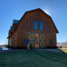 Barn-Wood-Siding-Soft-Wash-Marengo-IL 4