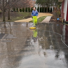 High-Quality-Driveway-Power-Washing-in-Lakewood-IL 6