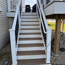 Vinyl-Siding-Soft-Wash-in-Huntley-IL-Safe-Removal-of-Algae-and-Dirt 9