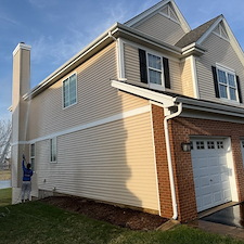 Vinyl-Siding-Soft-Wash-in-Huntley-IL-Safe-Removal-of-Algae-and-Dirt 7