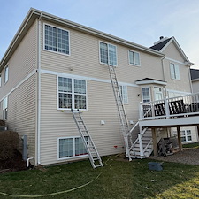 Vinyl-Siding-Soft-Wash-in-Huntley-IL-Safe-Removal-of-Algae-and-Dirt 6